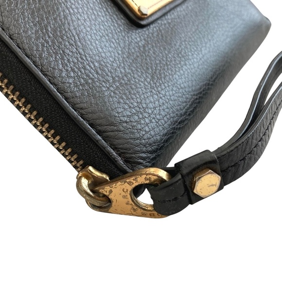 MARC BY MARC JACOBS Pebbled Italian Leather Convertible Crossbody Bag + Wallet - Picture 14 of 16